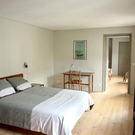 Bed and Breakfast De L'Autre Cote Garlin Экстерьер фото