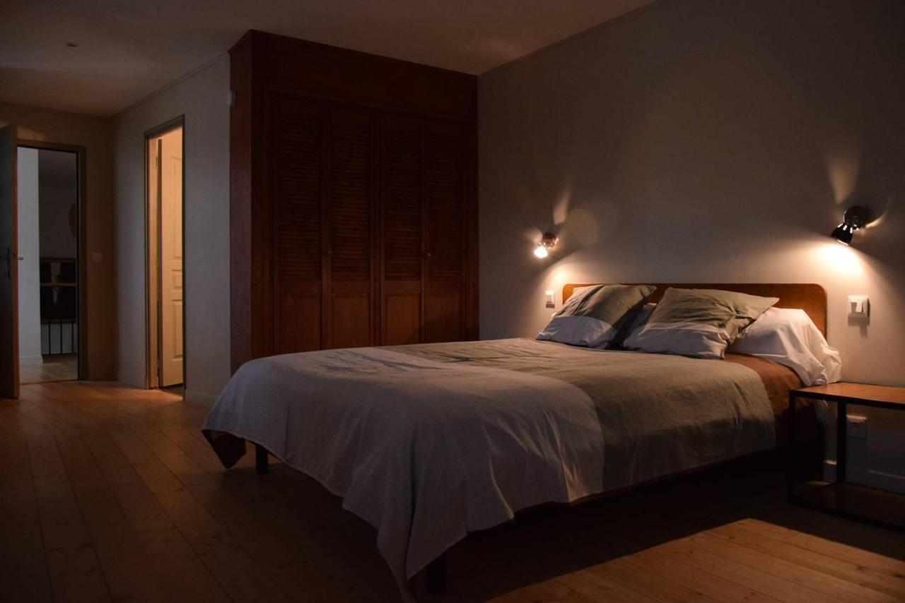 Bed and Breakfast De L'Autre Cote Garlin Экстерьер фото