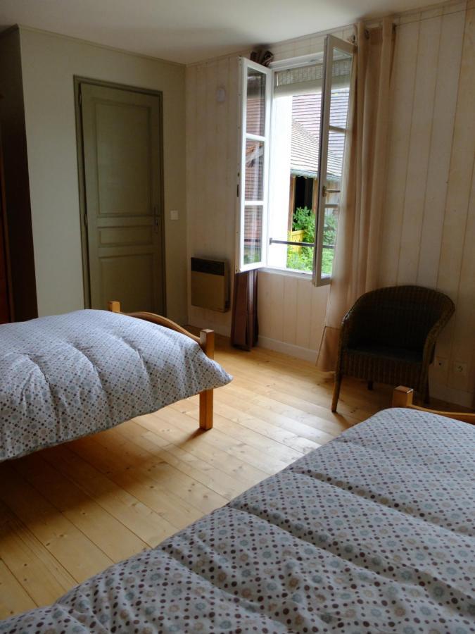 Bed and Breakfast De L'Autre Cote Garlin Экстерьер фото